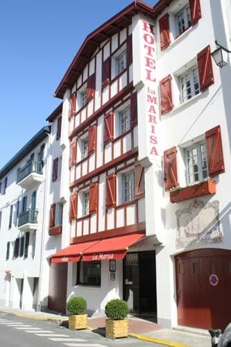 Внешний вид отеля Hôtel La Marisa
