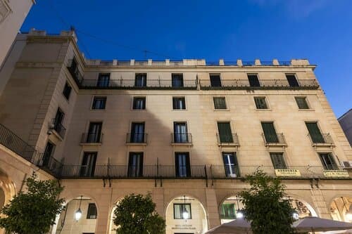 Внешний вид отеля Eurostars Mediterranea Plaza