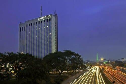 Внешний вид отеля Pullman Sao Paulo Ibirapuera