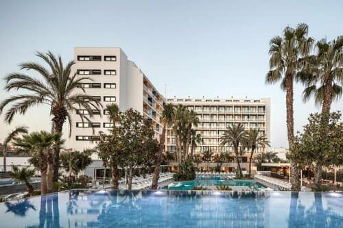 Внешний вид отеля Aqua Hotel Silhouette & SPA