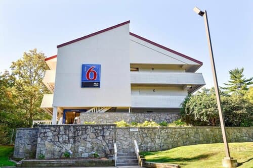Внешний вид отеля Motel 6 Nashua, Nh - South