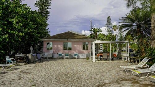 Внешний вид отеля Two Mermaids Resort