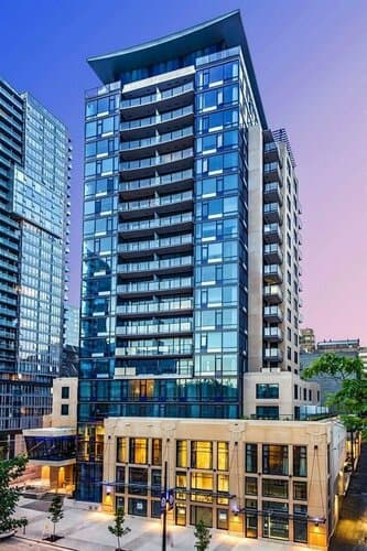 Внешний вид отеля Hotel Blu Vancouver