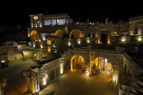 Внешний вид отеля Azure Cave Suites