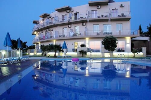 Внешний вид отеля Renieris Hotel