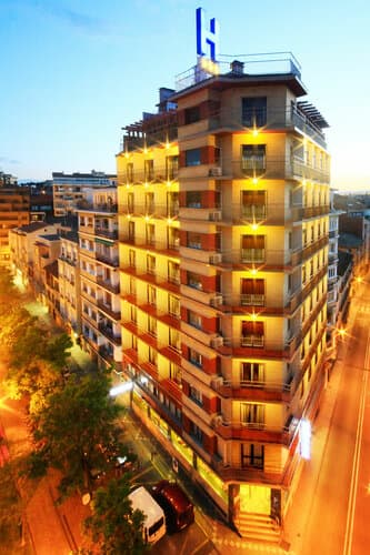 Внешний вид отеля Hotel Santamaría