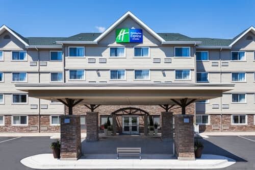 Внешний вид отеля Holiday Inn Express & Suites Fredericton, an Ihg Hotel