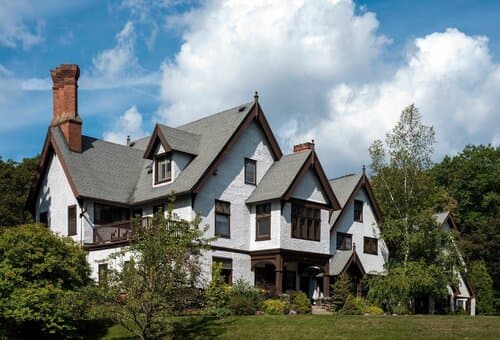 Внешний вид отеля Manor House Inn