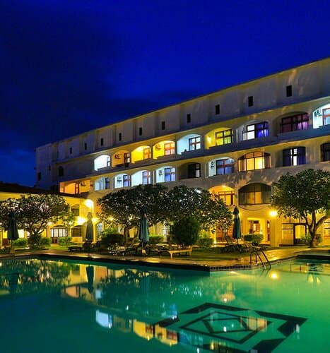 Внешний вид отеля Hotel Lanka Super Corals
