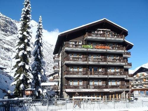 Внешний вид отеля Hotel Mama Zermatt