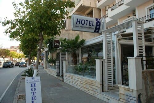 Внешний вид отеля Hotel Mano