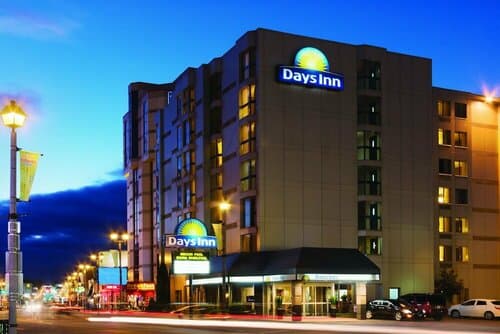 Внешний вид отеля Days Inn by Wyndham Niagara Falls Near The Falls