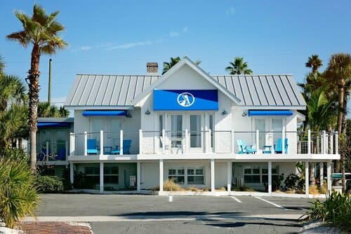 Внешний вид отеля Inn on the Beach
