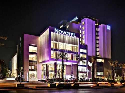 Внешний вид отеля Novotel Yangon Max