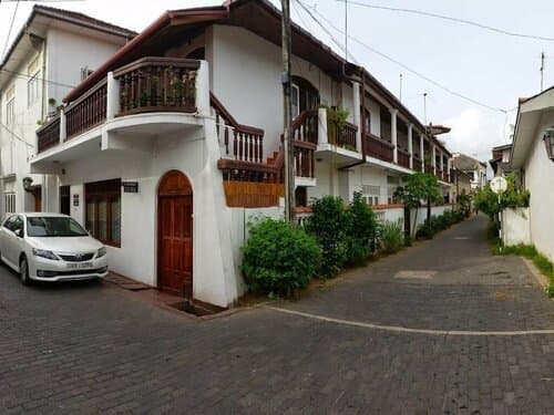 Внешний вид отеля Mrs Wijenayake's Beach Haven Guest House