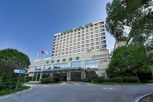 Внешний вид отеля Evergreen Laurel Hotel Shanghai