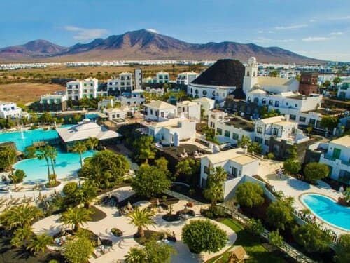 Внешний вид отеля Hotel Livvo Volcán Lanzarote