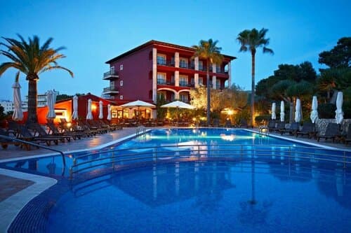 Внешний вид отеля Hotel Cala Sant Vicenç - Adults Only + 16