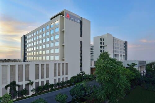 Внешний вид отеля Jaipur Marriott Hotel