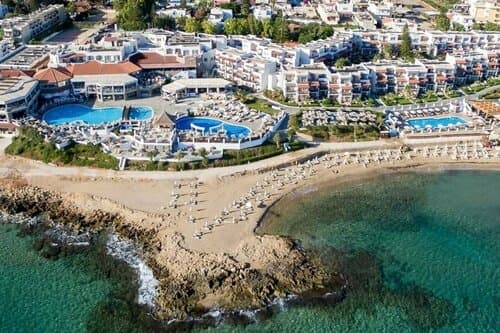 Внешний вид отеля Отель Alexander Beach Hotel & Village Resort