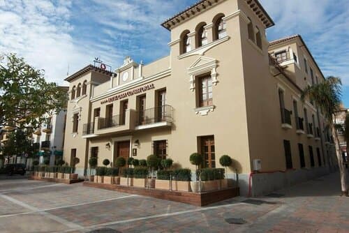 Внешний вид отеля Hotel Casa Consistorial