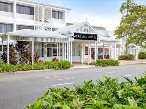 Внешний вид отеля Mercure Cairns