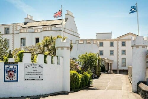 Внешний вид отеля North West Castle Hotel