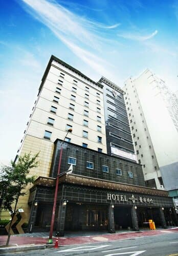 Внешний вид отеля Polaris Hotel