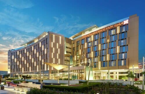 Внешний вид отеля Hilton Garden Inn Muscat Al Khuwair