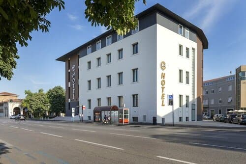 Внешний вид отеля B&b Hotel Brescia