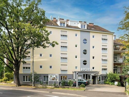 Внешний вид отеля Hotel Spalentor