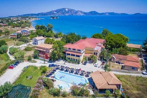 Внешний вид отеля Porto Koukla Beach Hotel