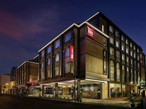 Внешний вид отеля Ibis Melaka