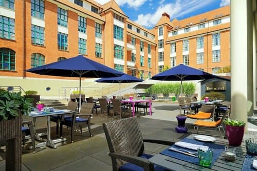 Внешний вид отеля Sheraton Hanover Pelikan Hotel