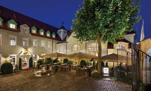 Внешний вид отеля Best Western Premier Parkhotel Engelsburg