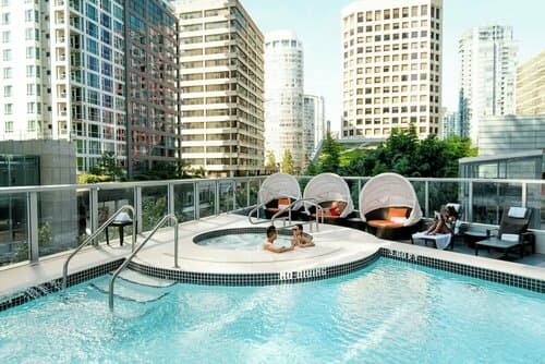 Внешний вид отеля Hyatt Vancouver Downtown Alberni
