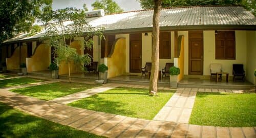 Внешний вид отеля Hotel Alakamanda