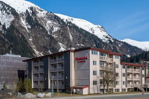 Внешний вид отеля Ramada by Wyndham Juneau