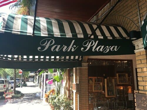 Внешний вид отеля Park Plaza Hotel