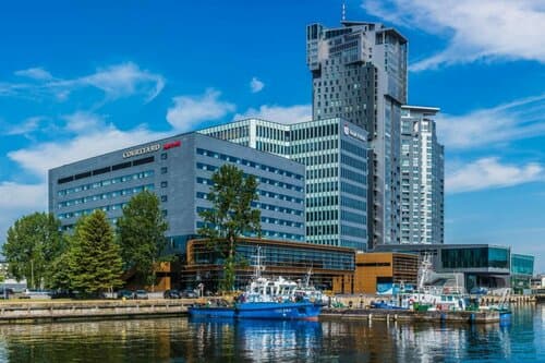 Внешний вид отеля Courtyard by Marriott Gdynia Waterfront