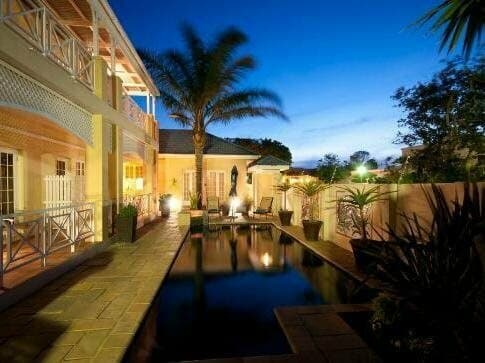 Внешний вид отеля Cape Flame Guest House