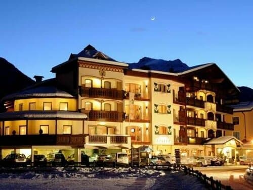 Внешний вид отеля Hotel Pramstraller