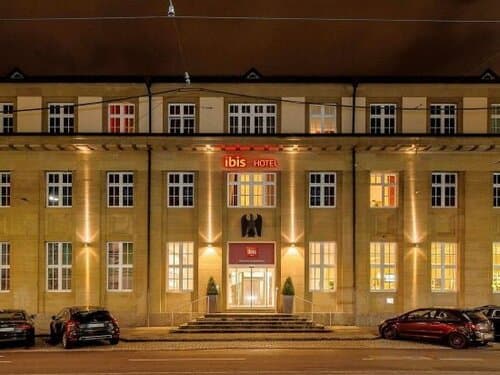 Внешний вид отеля Ibis Karlsruhe Hauptbahnhof