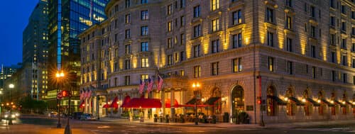 Внешний вид отеля Fairmont Peace Hotel