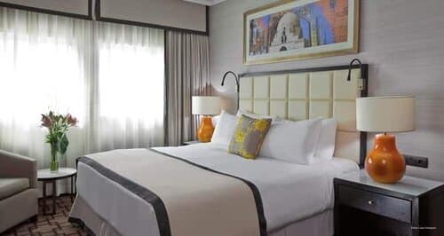Внешний вид отеля Hilton Cairo Heliopolis
