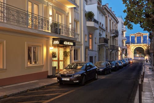 Внешний вид отеля Ava Hotel & Suites