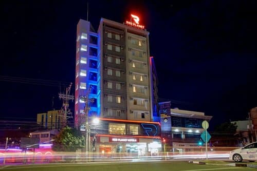 Внешний вид отеля Red Planet Cebu
