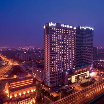 Внешний вид отеля DoubleTree by Hilton Wuxi