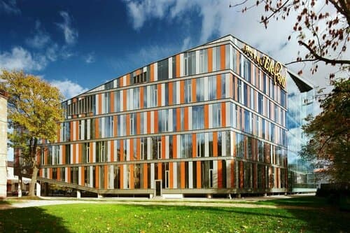 Внешний вид отеля Rixwell Elefant Hotel