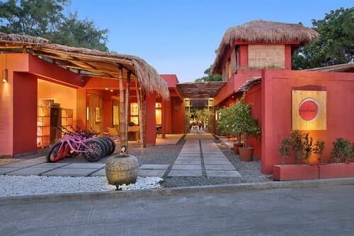 Внешний вид отеля PinkCoco Gili Trawangan - for Cool Adults Only